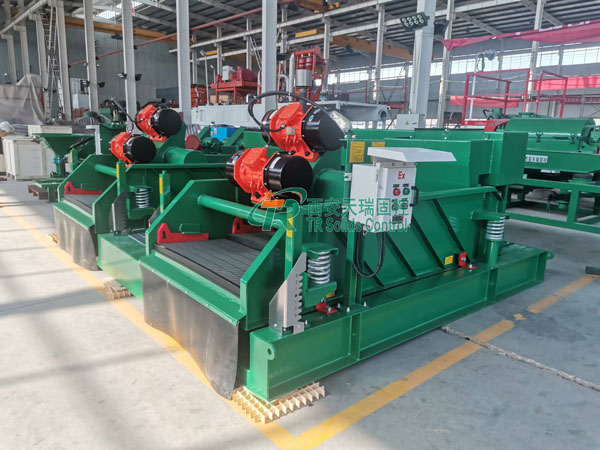 天瑞固控車間-振動(dòng)篩