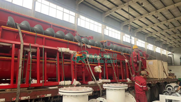 螺旋輸送機(jī)-泥漿系統(tǒng)-振動(dòng)篩鉆屑輸送設(shè)備